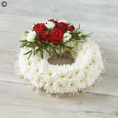 Traditional Red Wreath