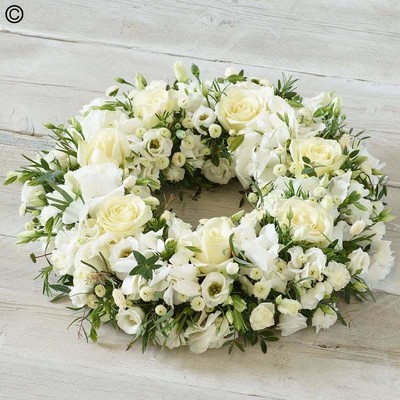 Opulent White Wreath